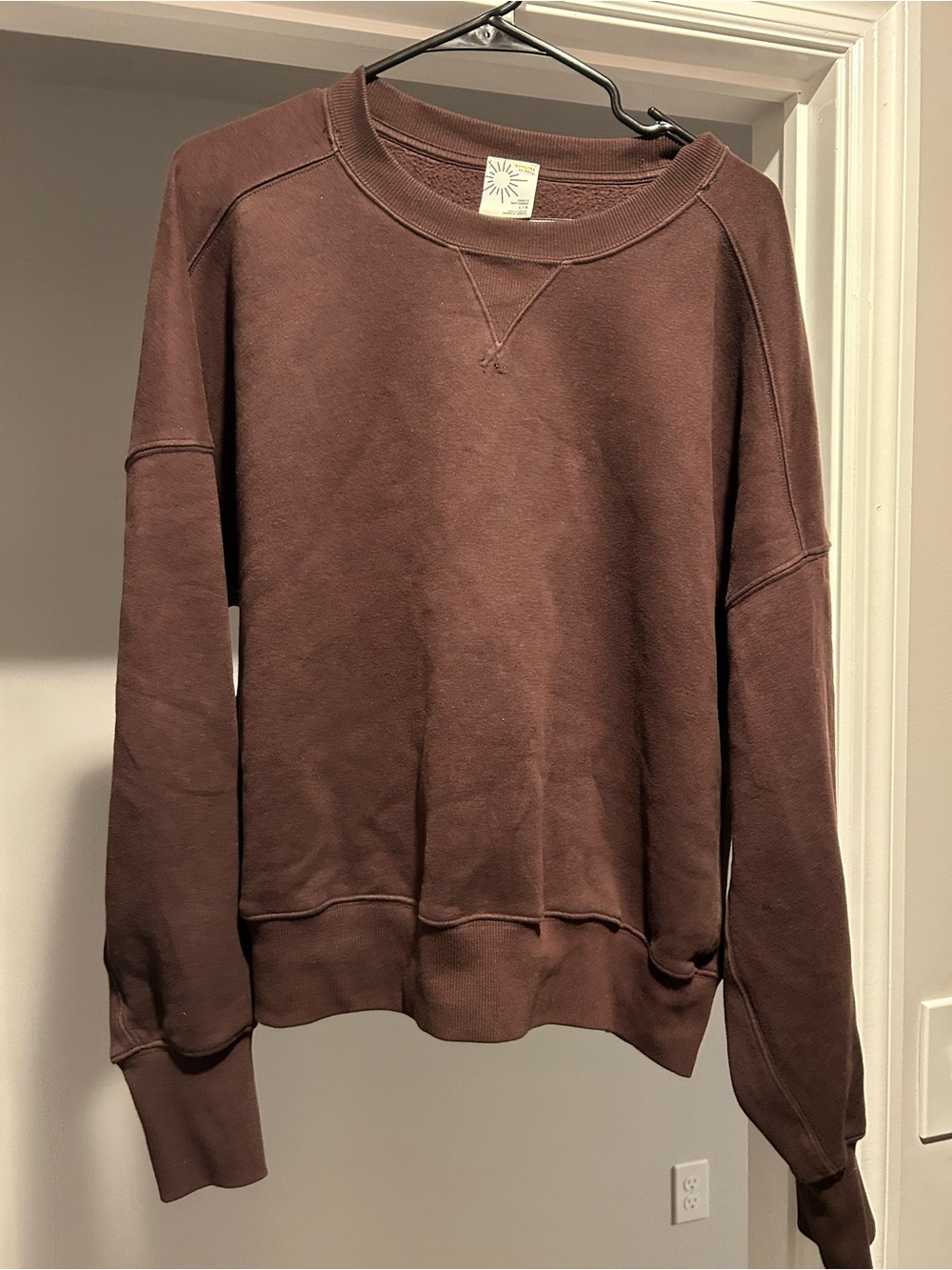 Aerie could fleece classic fit sweatshirt - Picture 2 of 4